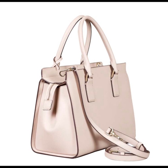 COPY - Kate Spade New York
CAMERON SPADE MEDIUM S… - Picture 6 of 7